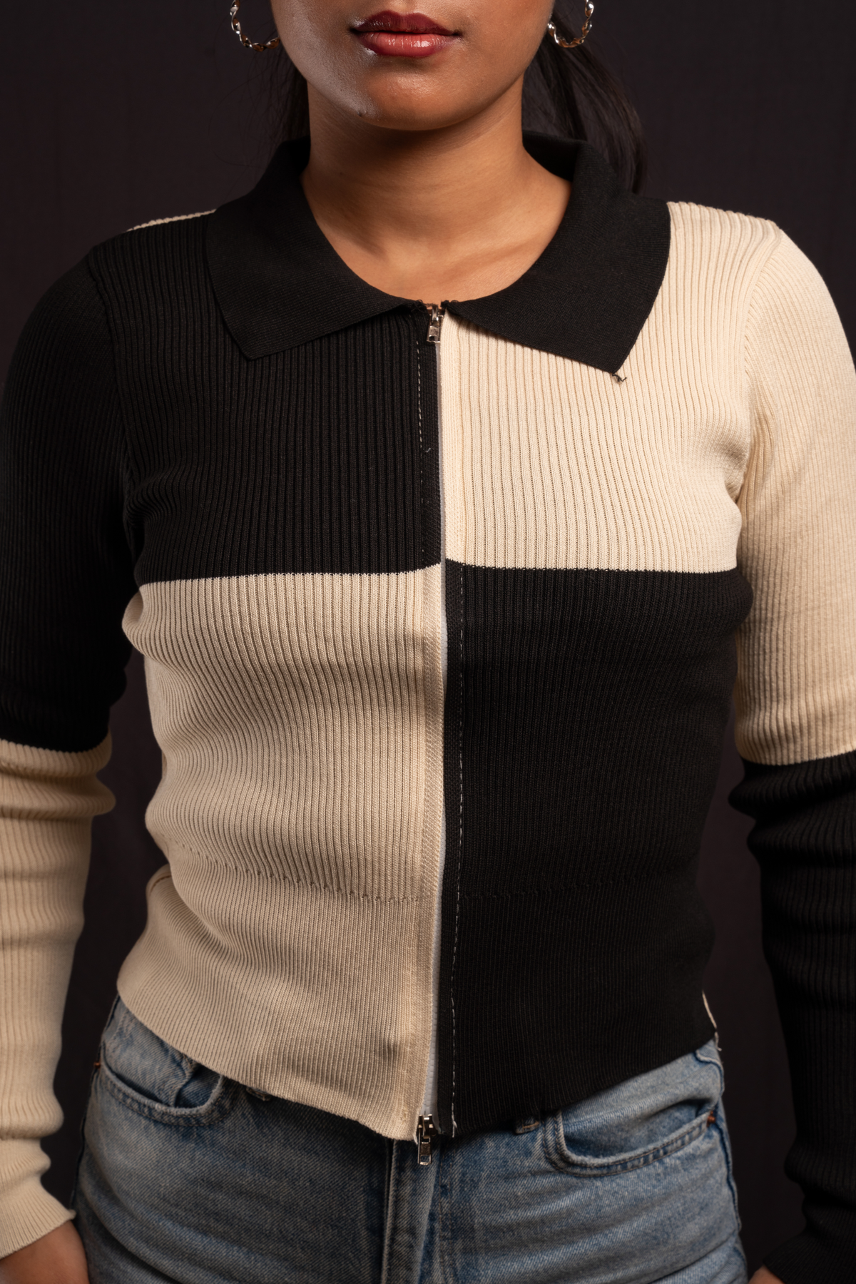 Noir Beige Block Zip Top